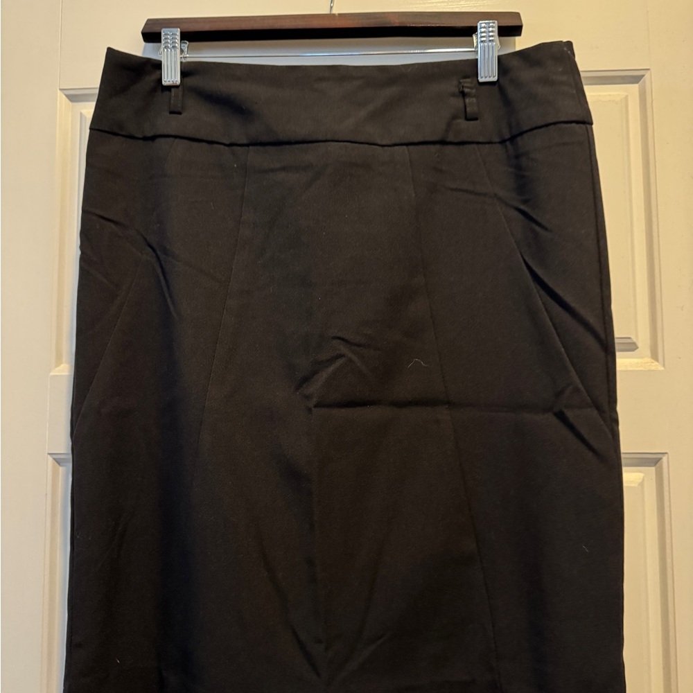 Black Knee-Length Pencil Skirt for Work